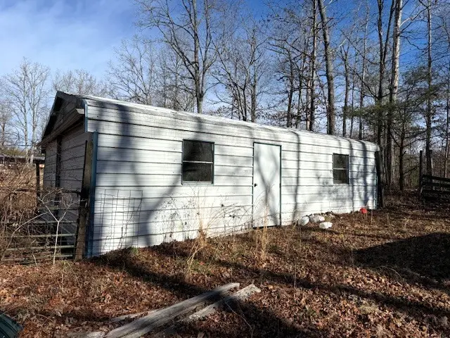 365 Wallop Ln, Crossville, TN 38571 - #2
