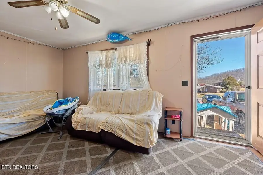 1105 Riverside Drive, Celina, TN 38551 - #3