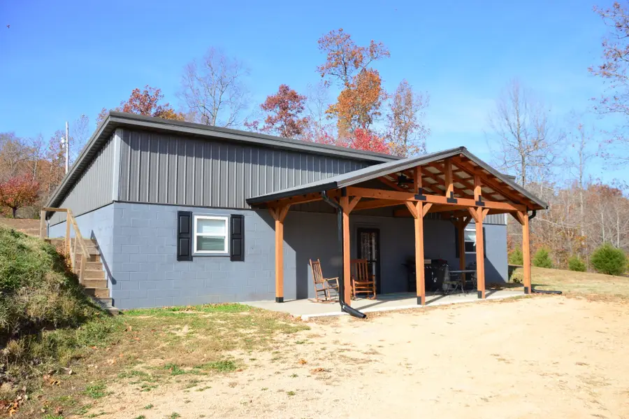 351 Hurricane Creek Rd, Linden, TN 37096 - #3