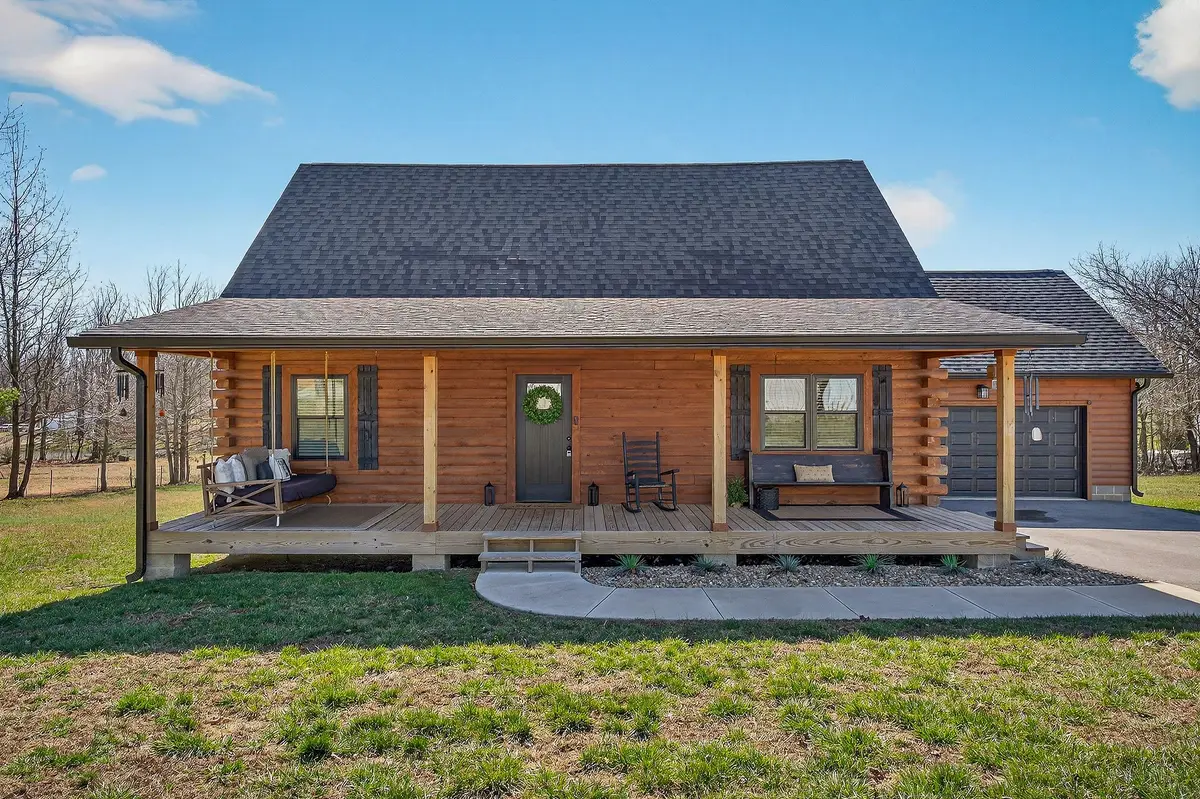 108 Crestview Ln, Livingston, TN 38570 - #1