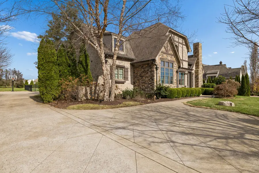 9126 Old Smyrna Rd, Brentwood, TN 37027 - #3