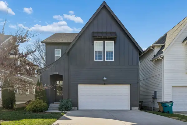 2003B Hutton Dr, Nashville, TN 37210