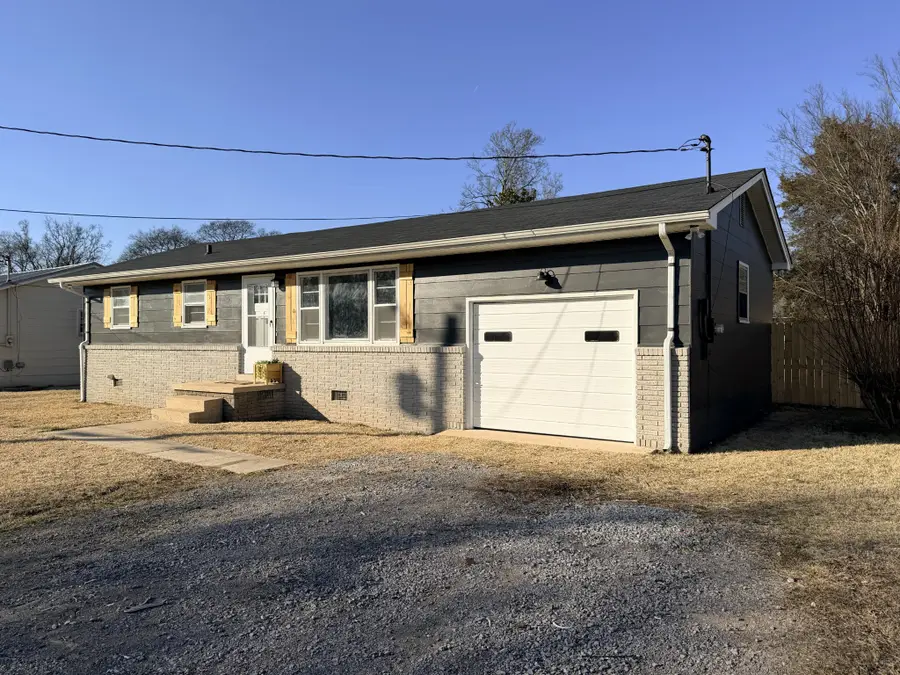 303 Scotland Hts, Shelbyville, TN 37160 - #3