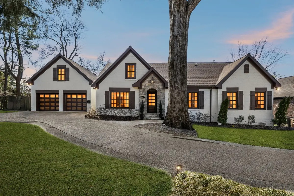 2517 Sharondale Dr, Nashville, TN 37215 - #1