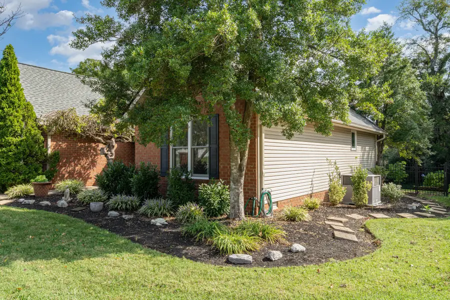 2926 Roellen Rd, Murfreesboro, TN 37130 - #3