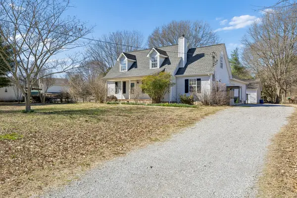 110 Sweetgum Dr, La Vergne, TN 37086