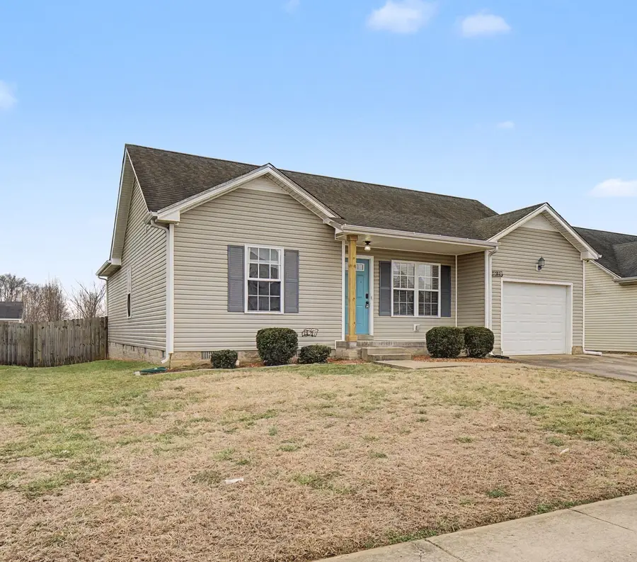 530 Fox Trot Dr, Clarksville, TN 37042 - #2