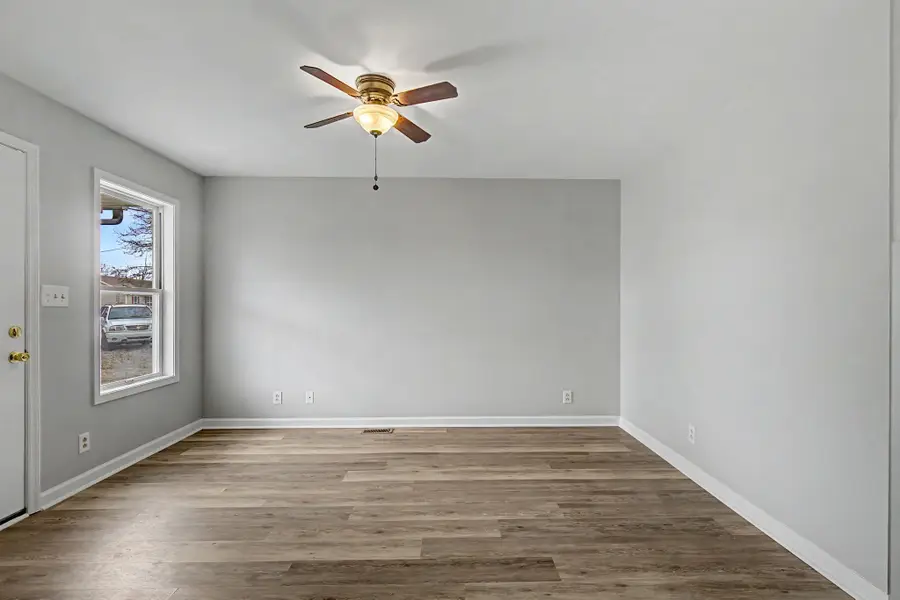 837 Princeton Cir, Clarksville, TN 37042 - #2