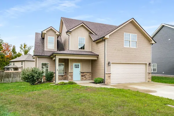 518 Latham Ct, Clarksville, TN 37043