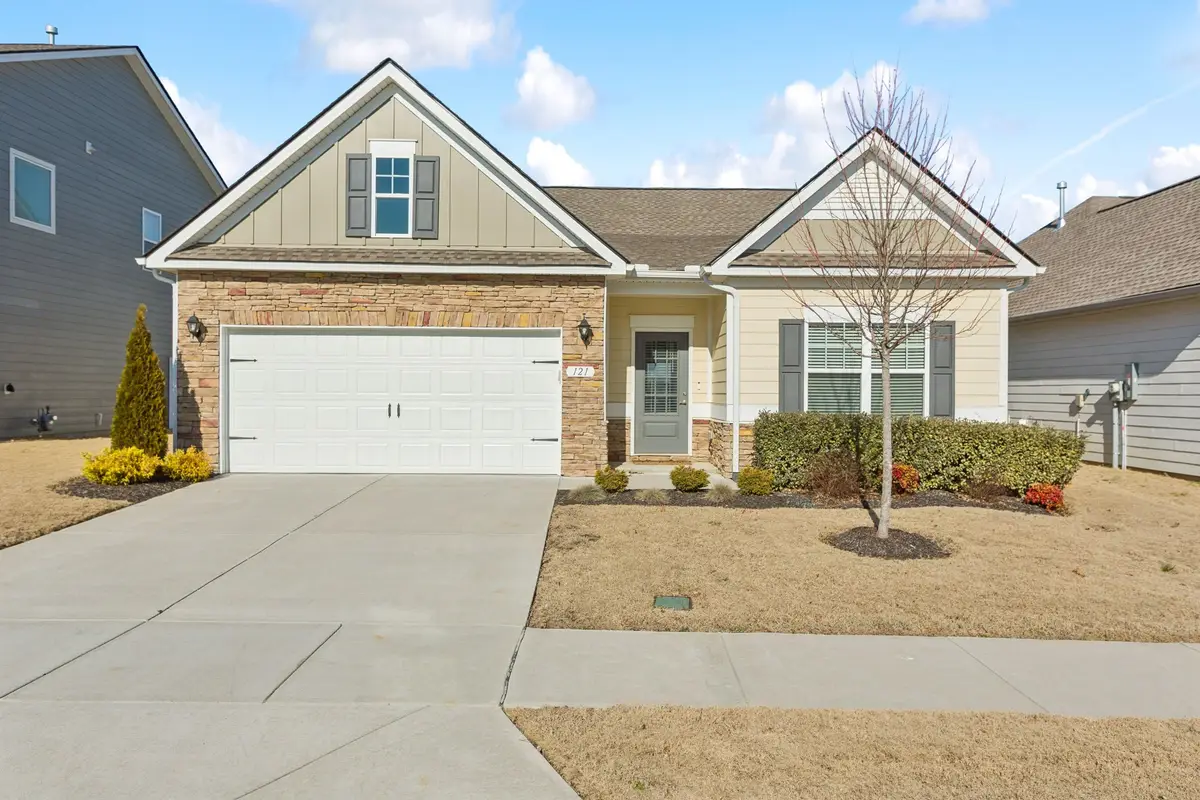 121 Gatwick Dr, Lebanon, TN 37087 - #1