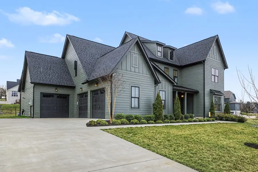 7204 Ellaby Ct, College Grove, TN 37046 - #2