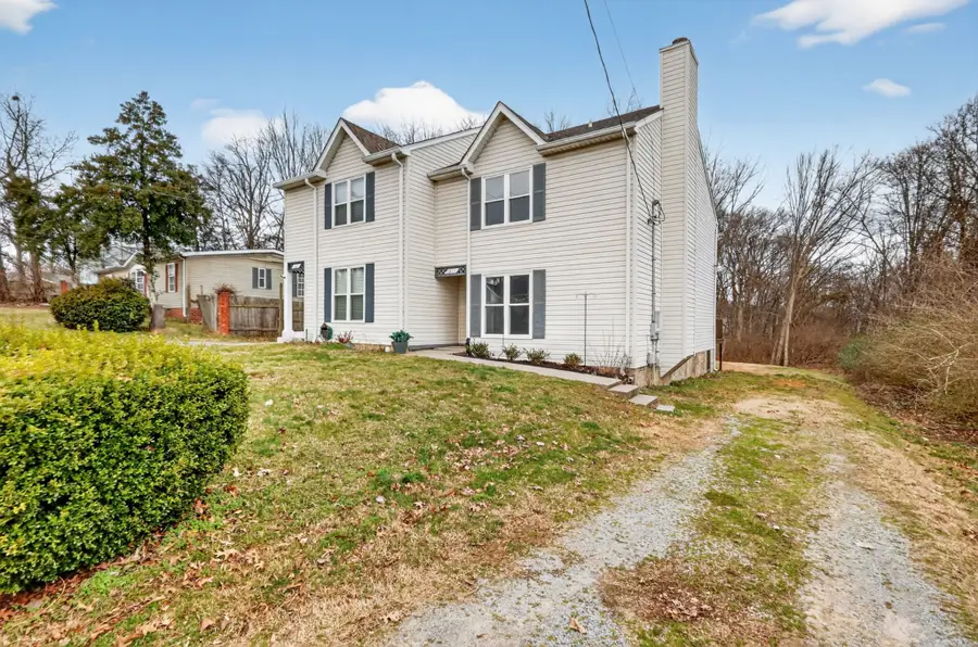 1211 Waggoner Dr, Nashville, TN 37214 - #2