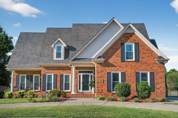 1021 Shoreham St, Murfreesboro, TN 37130