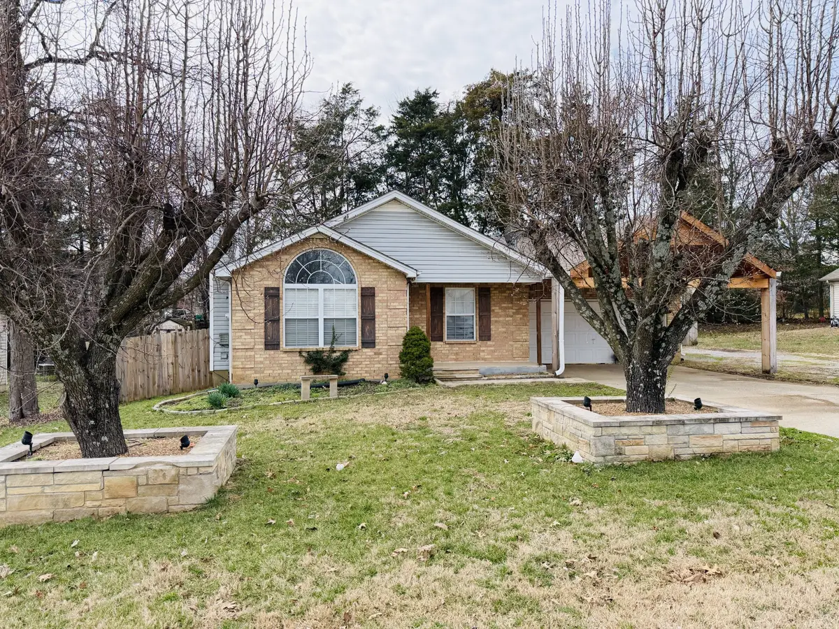 863 Lavergne Ln, La Vergne, TN 37086 - #1