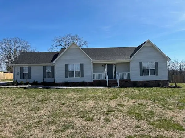 6 Saddleford Dr, Fayetteville, TN 37334