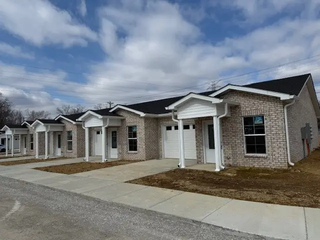 741 Kings Ln, Tullahoma, TN 37388 - #1