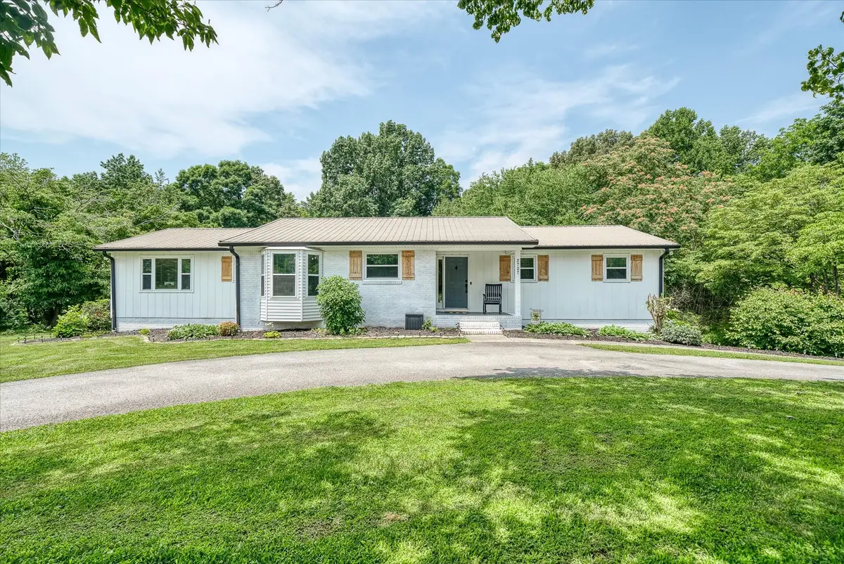 2727 Old Salem Dr, Cookeville, TN 38506 - #1