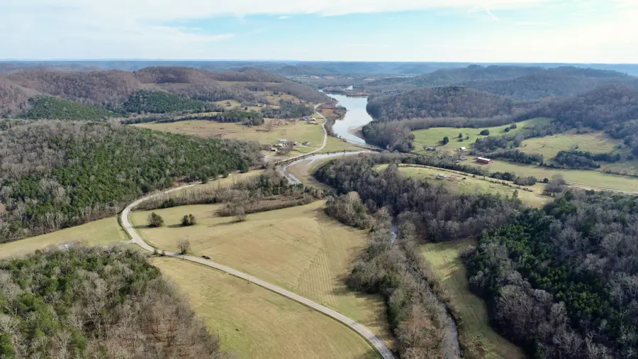 919 Wartrace Hwy, Pleasant Shade, TN 37145 - #3