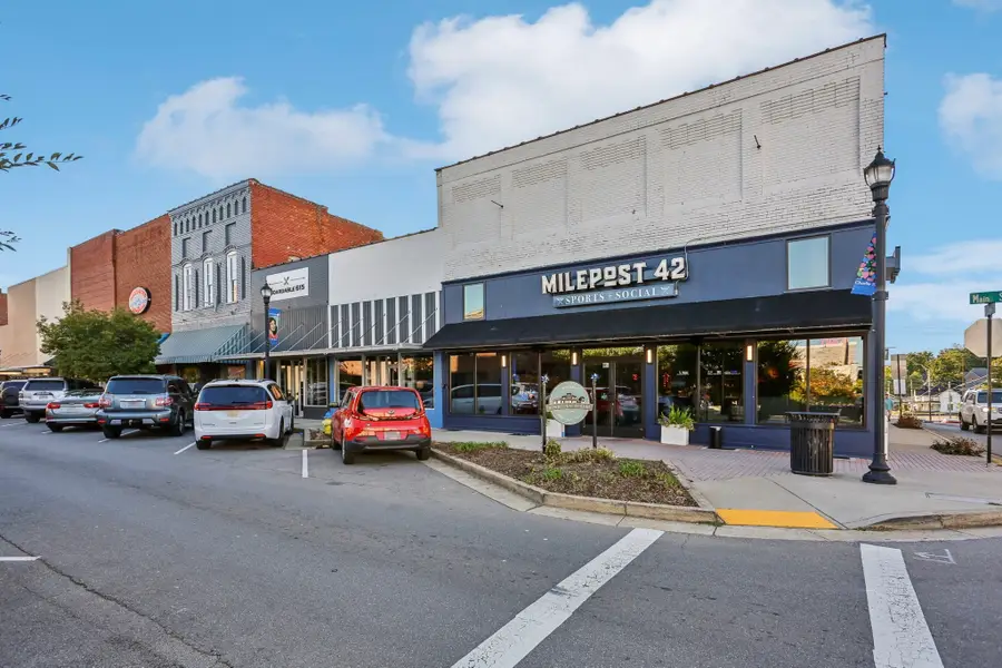 1118 W First Street, Dickson, TN 37055 - #3