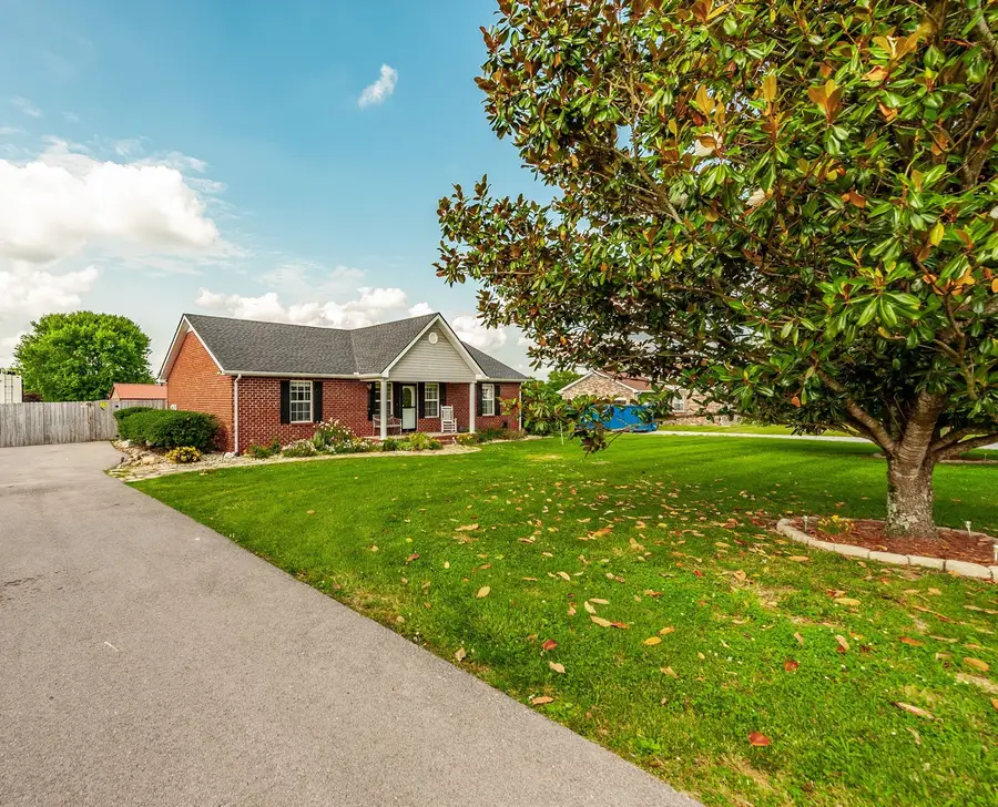 1051 Pinnacle Way, Castalian Springs, TN 37031 - #2