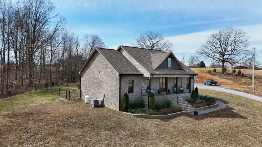 138 Belcher Hollow Rd, Cottontown, TN 37048 - #3
