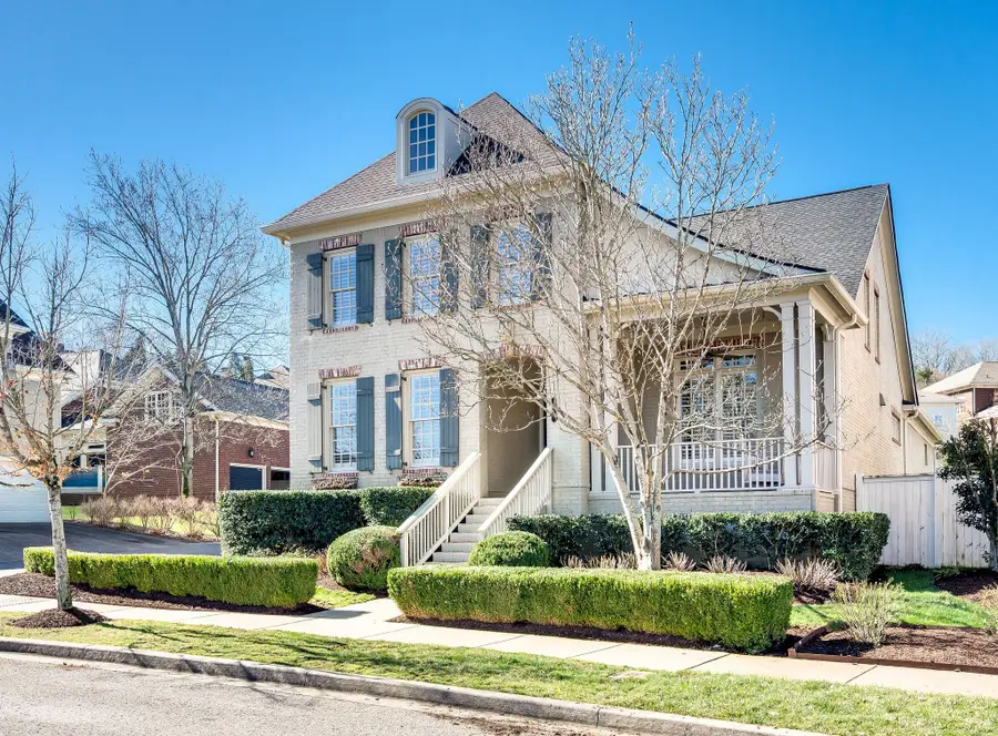 121 Gladstone Ln, Franklin, TN 37064 - #2