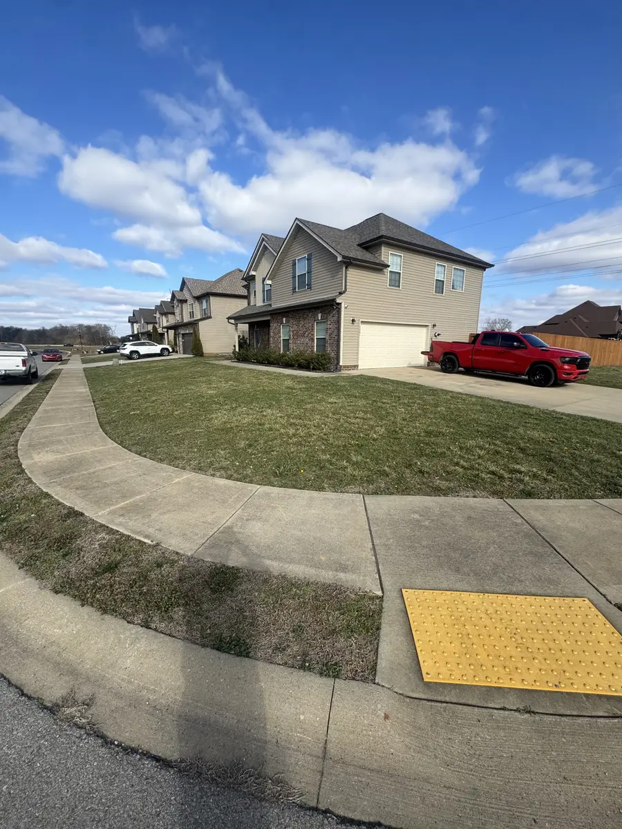 1361 Winterset Dr, Clarksville, TN 37040 - #3