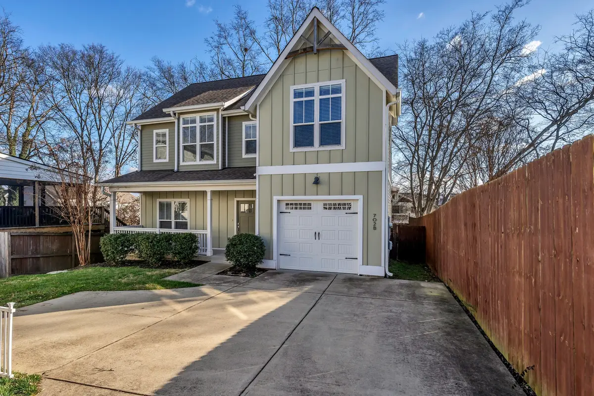 702B Waco Dr, Nashville, TN 37209 - #1