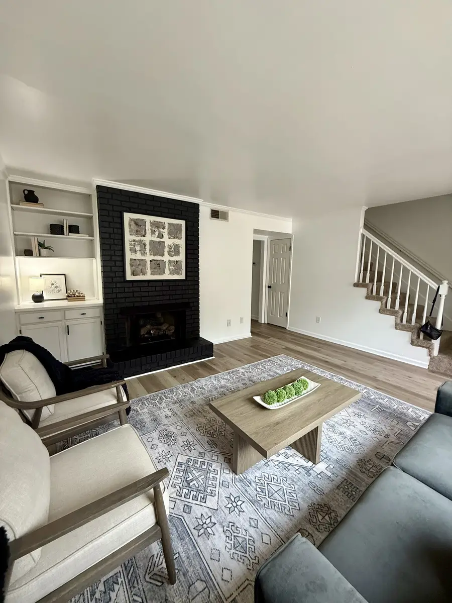 513 Williamsburg Dr, Nashville, TN 37214 - #2