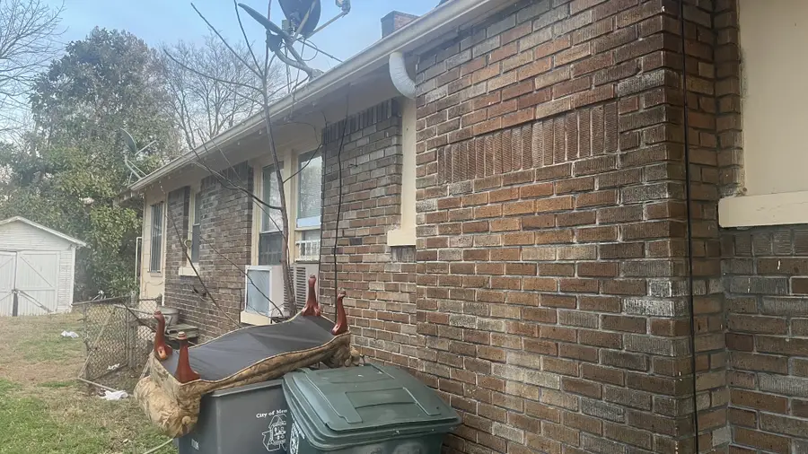 714 Spring St, Memphis, TN 38112 - #2