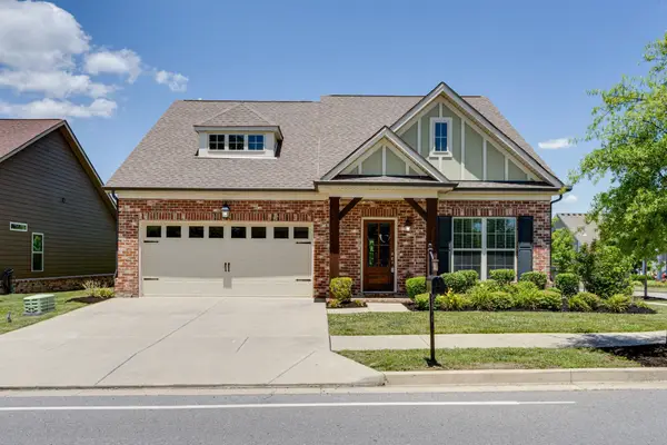 20 Nokes Dr, Hendersonville, TN 37075