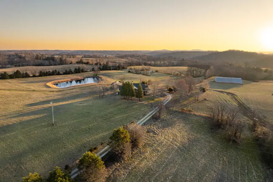 2791 E Sheepneck Rd, Culleoka, TN 38451 - #3