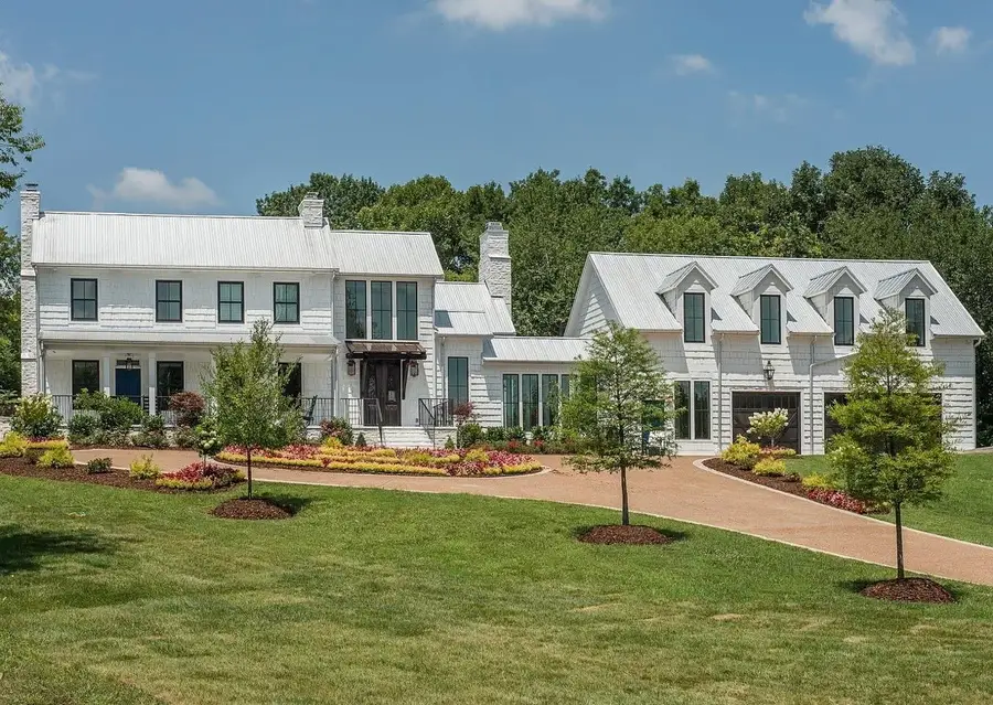 1747 Old Natchez Trce, Franklin, TN 37069 - #2