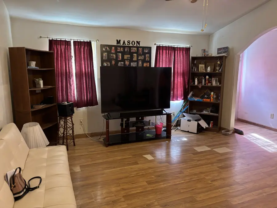 604 Victor Dr, Knoxville, TN 37912 - #3