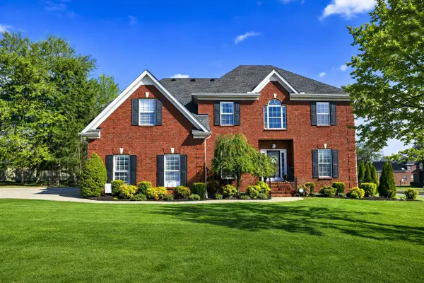 2026 Woodcliff Dr, Smyrna, TN 37167