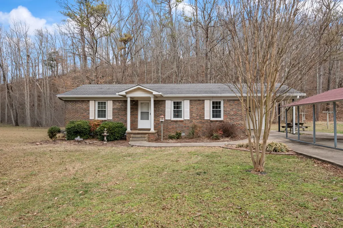 111 Curtis Dr, Waverly, TN 37185 - #1