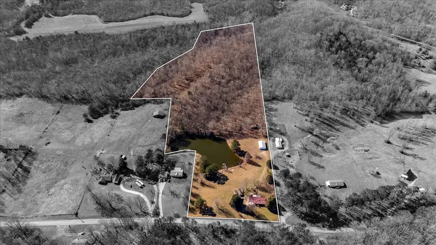 1525 Old Florence Rd, Lawrenceburg, TN 38464 - #3