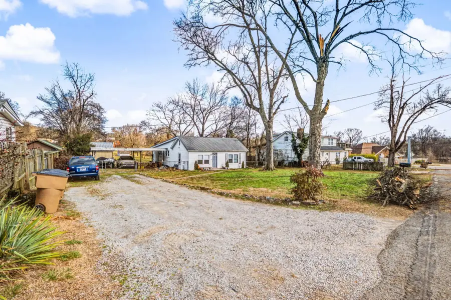 737 Saunders Ct, Nashville, TN 37216 - #3