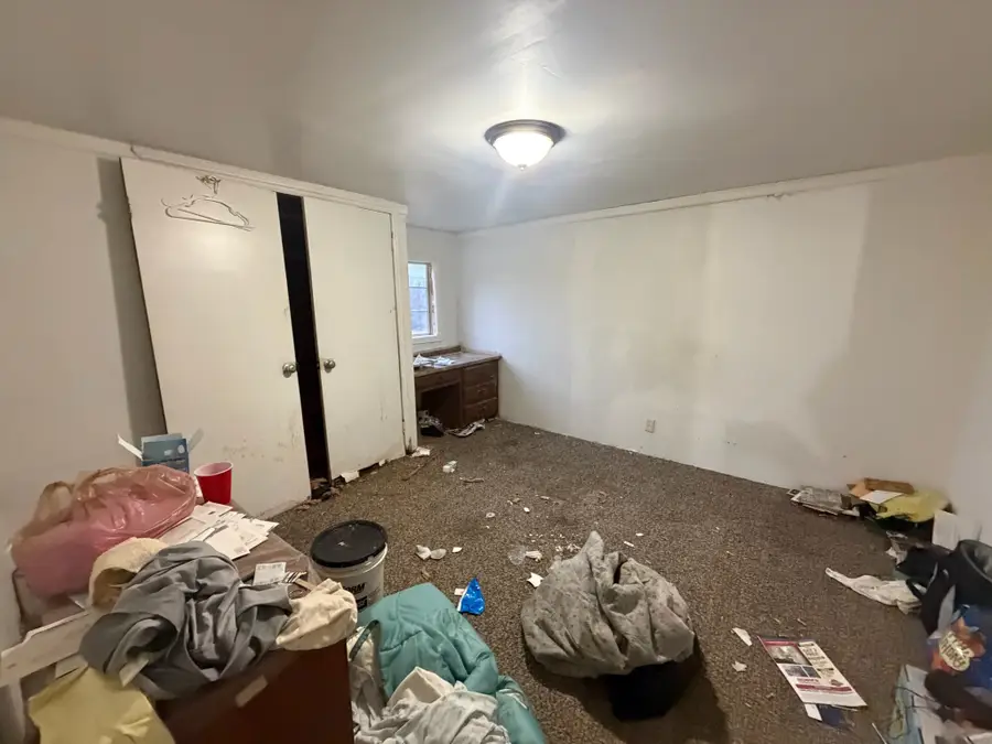 180 Lake Dr, Vine Grove, KY 40175 - #2