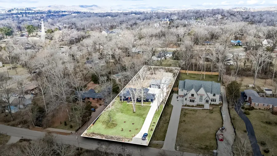 624 Georgetown Dr, Nashville, TN 37205 - #3