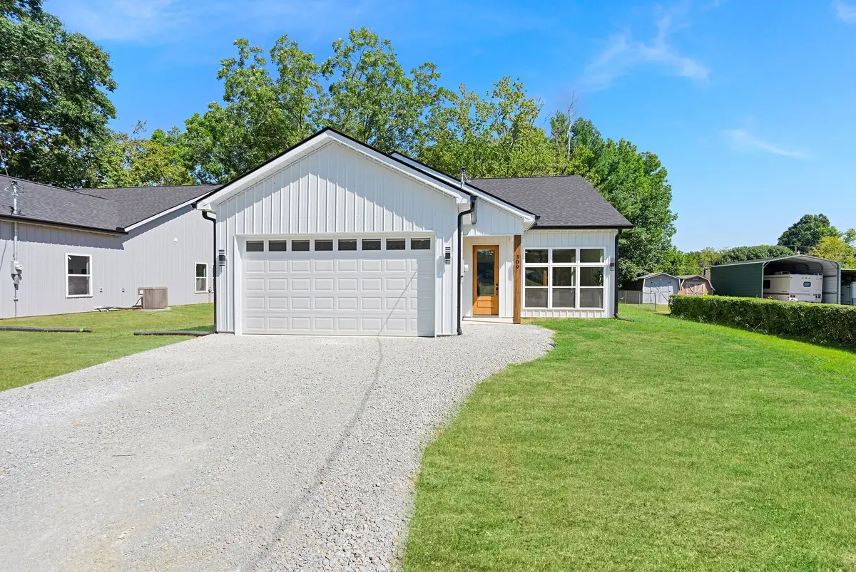 309 Linden W, Hohenwald, TN 38462 - #1