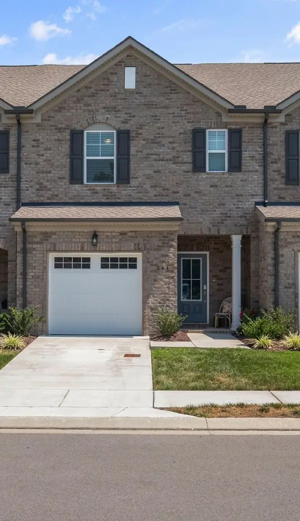 544 Medwyk Dr, Lebanon, TN 37090