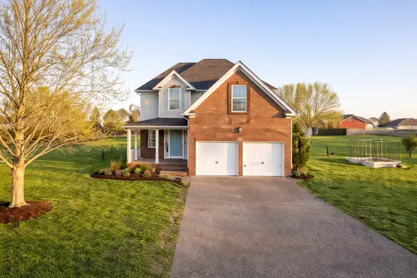 705B N Russell St, Portland, TN 37148