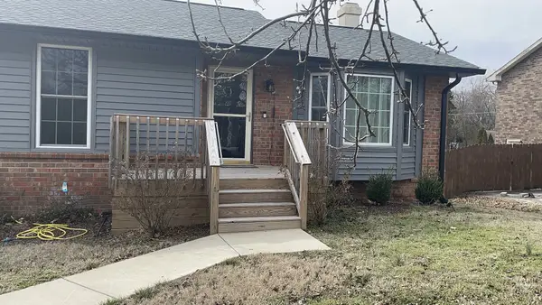 181 Hillside Dr, Hendersonville, TN 37075