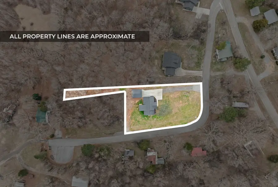 1566 Griffin Circle, Clarksville, TN 37040 - #2