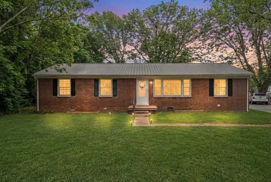 756 Ridgelawn Pl, Tullahoma, TN 37388 - #2