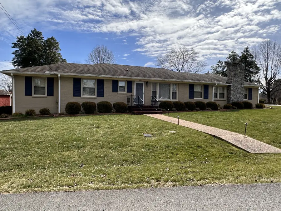 100 River Dr, McMinnville, TN 37110 - #2