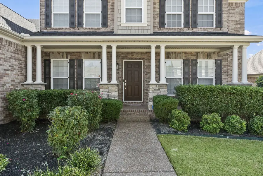 1555 Hunt Club Blvd, Gallatin, TN 37066 - #2