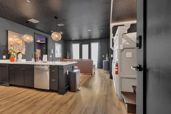245 Hermitage Ave #406, Nashville, TN 37210