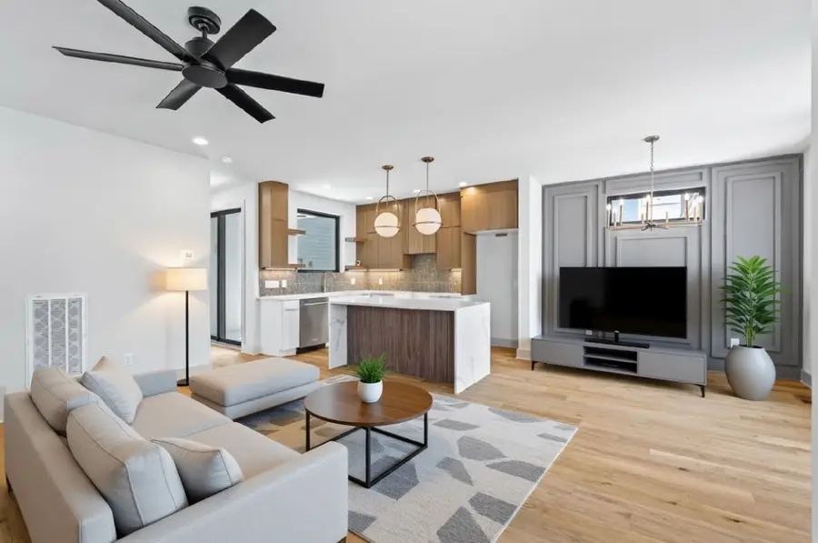 2010B 9th Ave N, Nashville, TN 37208 - #2